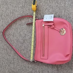 NWT Liz Claiborne Jess top zip bag